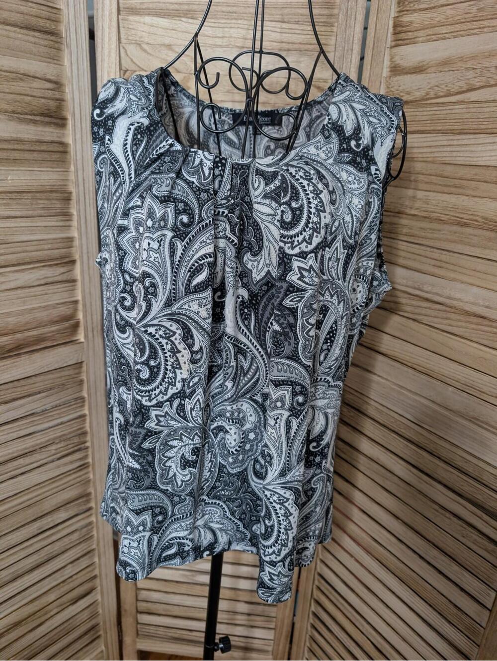 Evan Picone Women's Sleeveless Blouse, Multi Colored Floral Print, Large